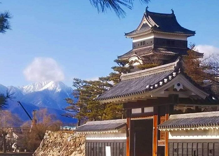 Matsumoto Castle Tour & Soba Noodle Making Experience